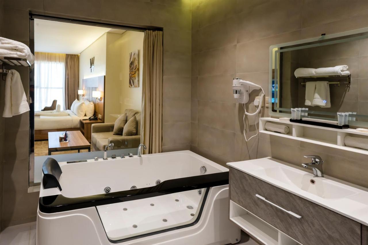 W Suites Hotel Abha Buitenkant foto